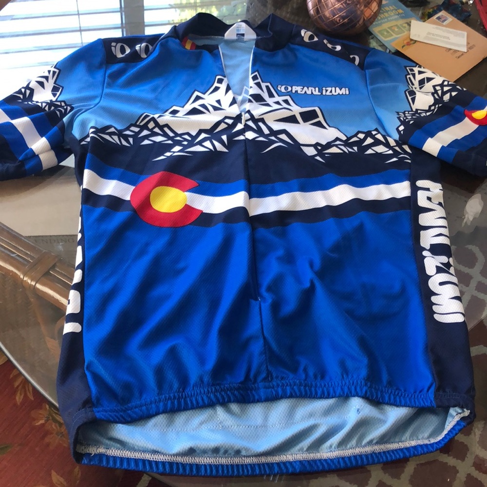 Pearl Izumi cycling jersey